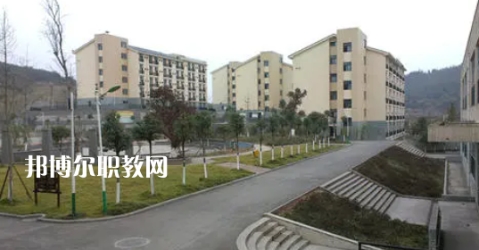 綿陽職業(yè)技術(shù)學(xué)院中專部2022年學(xué)費、收費多少