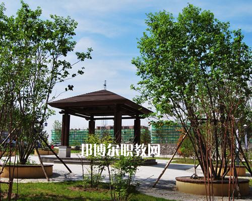 靈山職業(yè)技術(shù)學校2022年報名條件、招生要求、招生對象