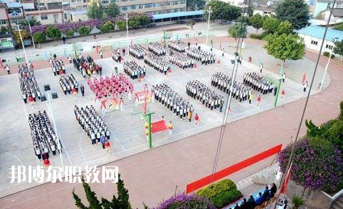 云龍縣民族職業(yè)高級中學(xué)報(bào)名條件、招生要求、招生對象
