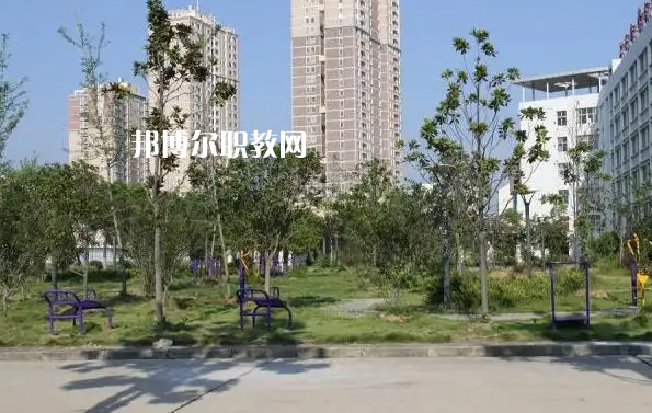 安陸中等職業(yè)技術(shù)學(xué)校2022年報名條件、招生要求、招生對象