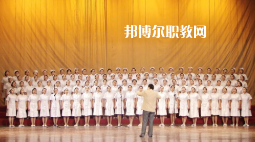 新疆石河子衛(wèi)生學(xué)校2022年報名條件、招生要求、招生對象