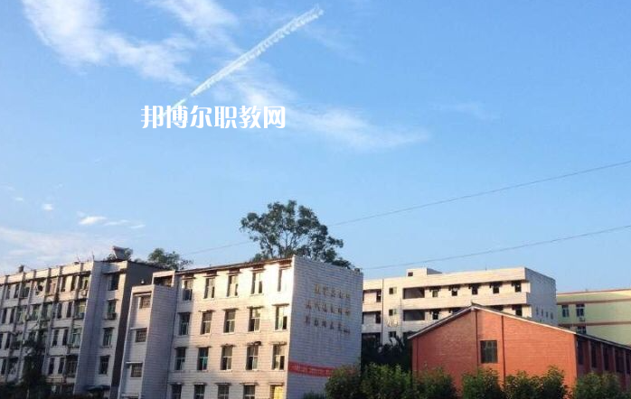 宜賓敘州區(qū)柳嘉職業(yè)技術(shù)學(xué)校2022年怎么樣、好不好