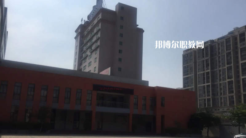 清遠市英德華粵藝術(shù)學(xué)校2022年怎么樣、好不好