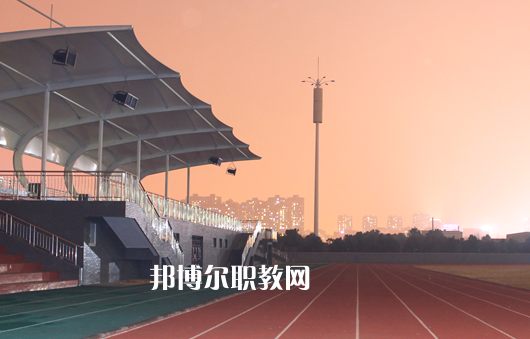 武漢交通學(xué)校2022年報名條件、招生要求、招生對象
