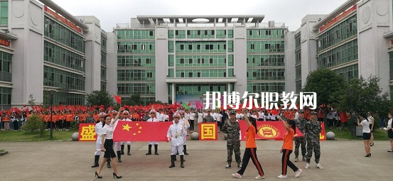 廣西科技商貿(mào)高級(jí)技工學(xué)校2022年報(bào)名條件、招生要求、招生對(duì)象