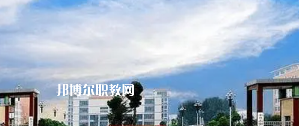 河南高職?？圃盒Ｅ琶?6強(qiáng)
