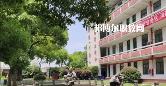 無錫行知科技學(xué)校地址在哪里，哪個(gè)地區(qū)，哪個(gè)城市?