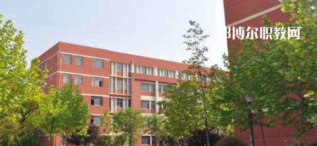 江蘇省東海中等專業(yè)學(xué)校地址在哪里，哪個地區(qū)，哪個城市?