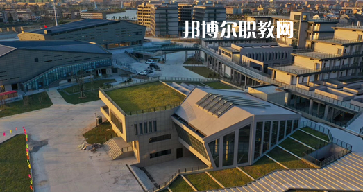 臺州第一技師學(xué)院地址在哪里，哪個地區(qū)，哪個城市?