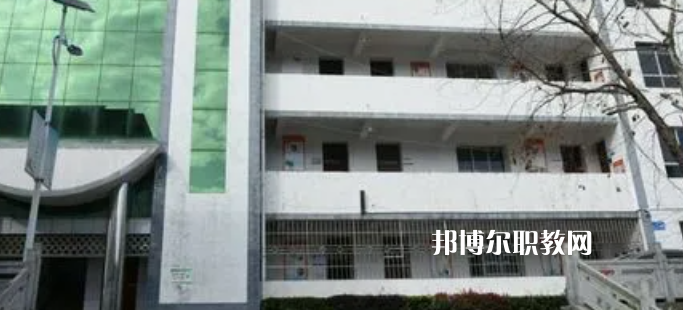 留壩縣職業(yè)教育中心地址在哪里，哪個(gè)地區(qū)，哪個(gè)城市?