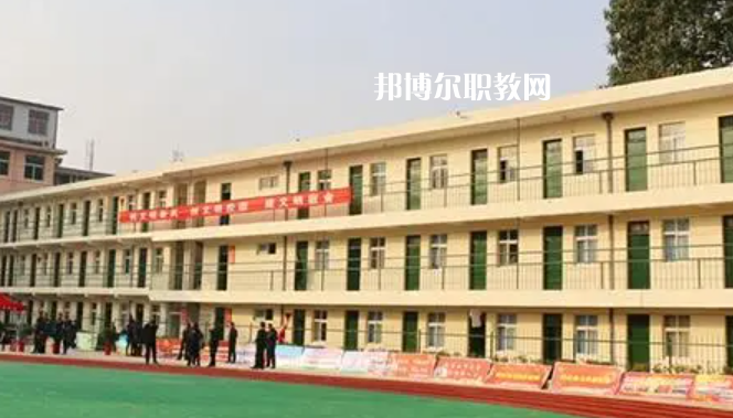 陜西省商貿(mào)技工學校地址，乘車路線