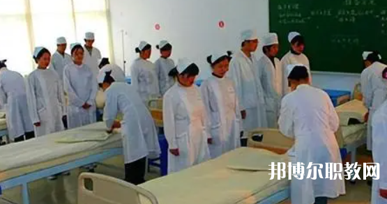 灤州市衛(wèi)生職業(yè)中等專(zhuān)業(yè)學(xué)校招生簡(jiǎn)章2023年