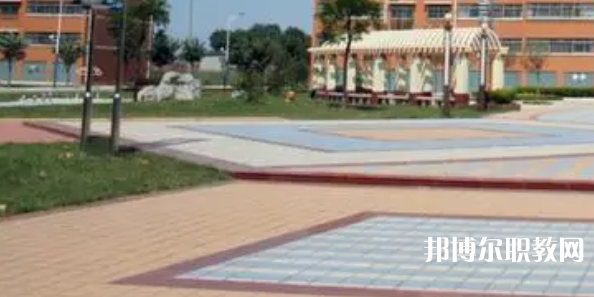 灤州市衛(wèi)生職業(yè)中等專業(yè)學(xué)校地址，乘車路線
