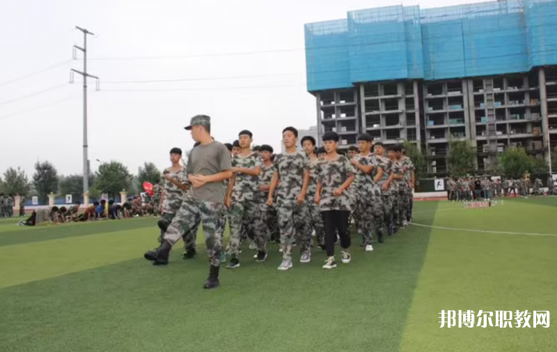 2023伊川縣中等職業(yè)學(xué)校招生計(jì)劃 招生人數(shù)是多少(附要求、條件、對(duì)象)