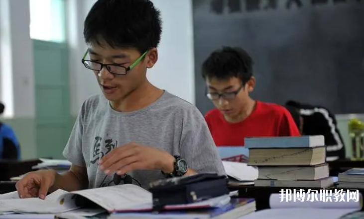 成都實驗商貿(mào)管理學校怎么樣、好不好