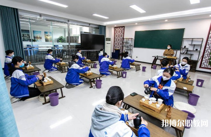 四川興科城市交通技工學(xué)校2024年報(bào)名條件、招生要求、招生對(duì)象
