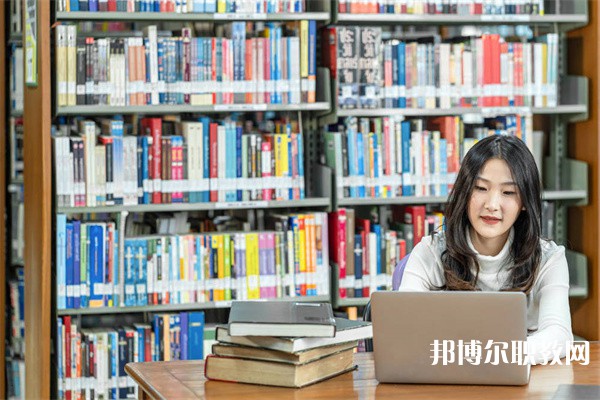 廣西哪里的職業(yè)學(xué)校能讀田徑專(zhuān)業(yè)