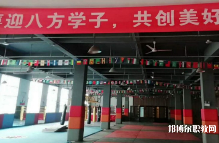潁上縣止戈體育運(yùn)動(dòng)學(xué)校地址，乘車路線