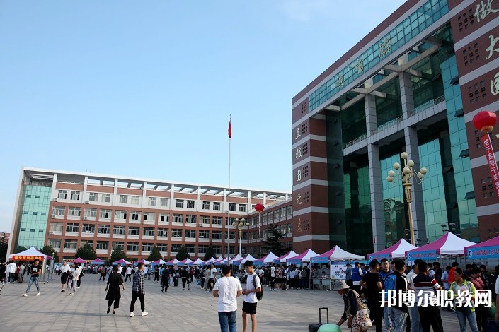 萊蕪航空中等專業(yè)學(xué)校怎么樣、好不好