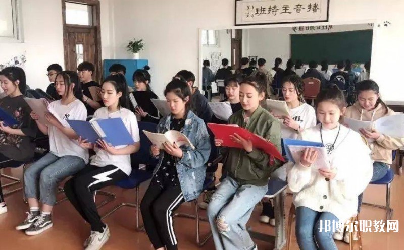 2024營口市戲曲學(xué)校招生計劃 招生人數(shù)是多少(附要求、條件、對象)