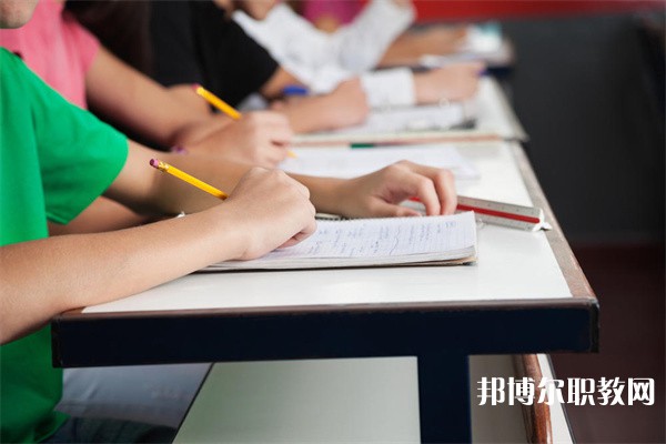 廣西哪里的職業(yè)學(xué)校能讀無(wú)人機(jī)操控與維護(hù)專(zhuān)業(yè)