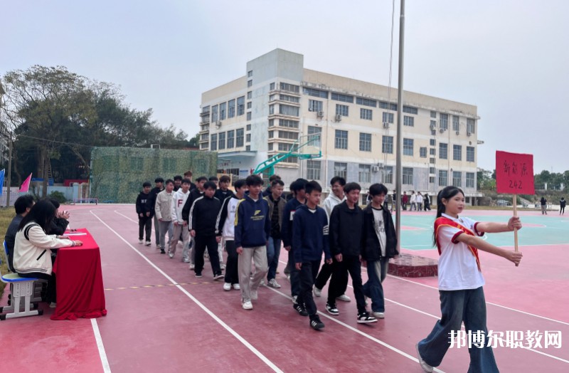 南寧運(yùn)德職業(yè)技術(shù)學(xué)校怎么樣、好不好